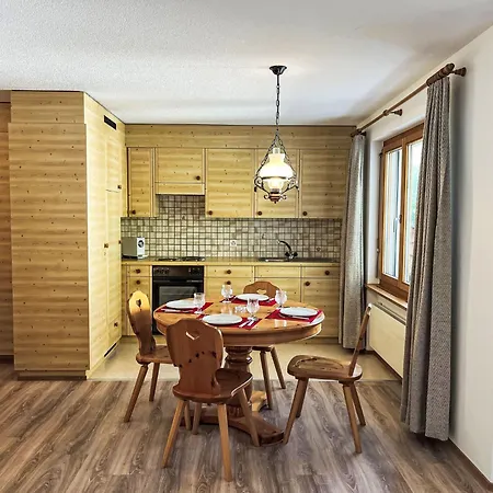 Appartamento Toissa A13 By Interhome